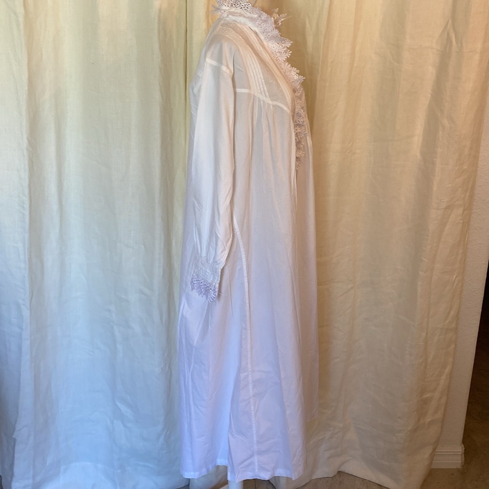 Powell Craft Nightgown - Picture 5 of 11
